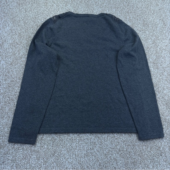 NEW Vince Camuto Gray Top Women’s Size L - Picture 6 of 15